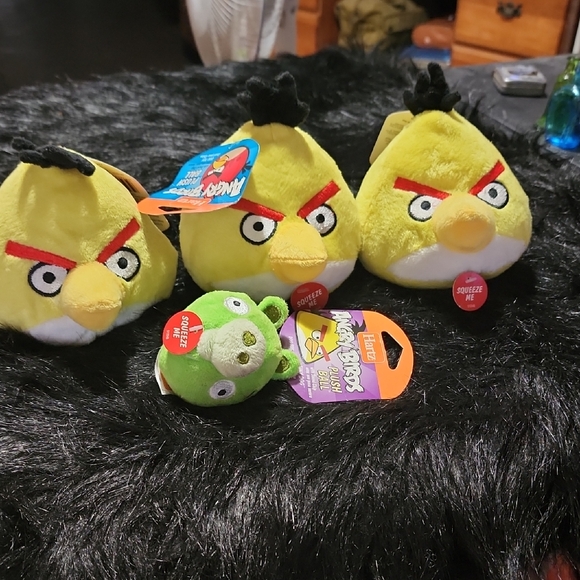 Angry Birds Plush Toy Set.  SQUEEZE ME DONT WORK ON THEM !!!!  DOG TOYS. - Picture 1 of 9